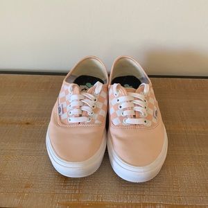 Size 8 women’s vans